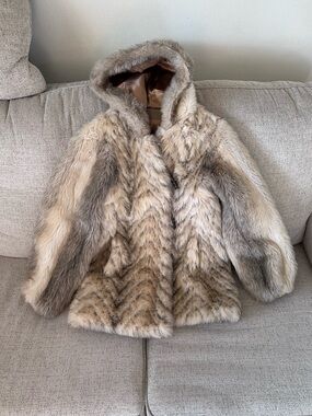 Vintage Faux Fur Coat Hooded Brown Tan Women’s S Toggle Jacket